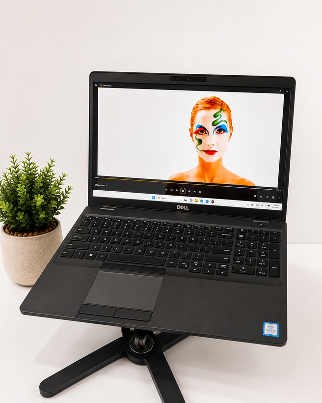لپتاپ استوک دل Dell Precision 3541 | پردازنده Core i7 نسل 9 | رم 16 گیگ | 4 گیگ گرافیک مجزا | حافظه 512SSD | صفحه نمایش 15.6 اینچ