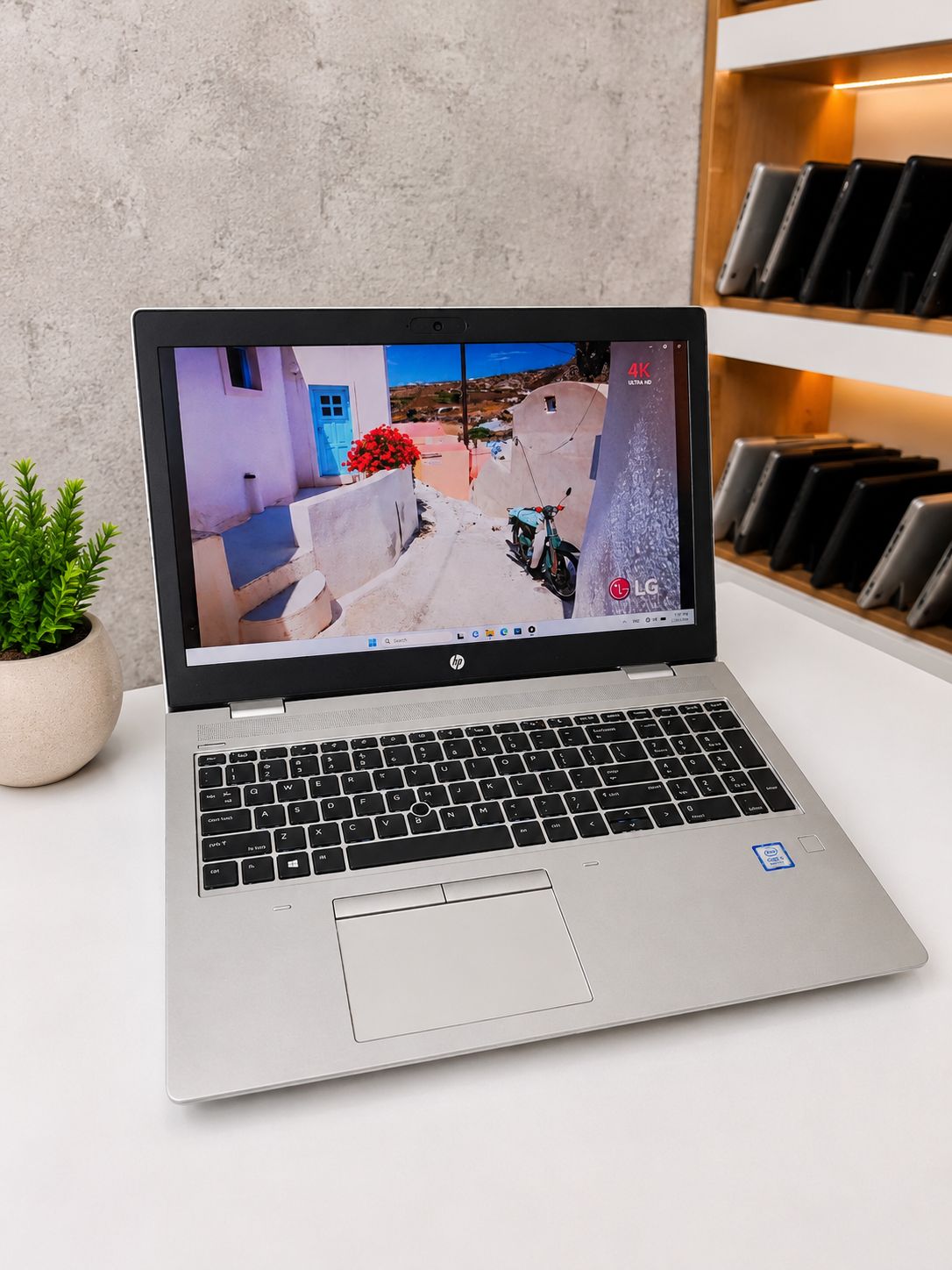 لپتاپ استوک اچ پی HP Probook 650 G5 | پردازنده Core i5 نسل 8 | رم 8 گیگ | حافظه 256SSD | صفحه نمایش 15.6 اینچ