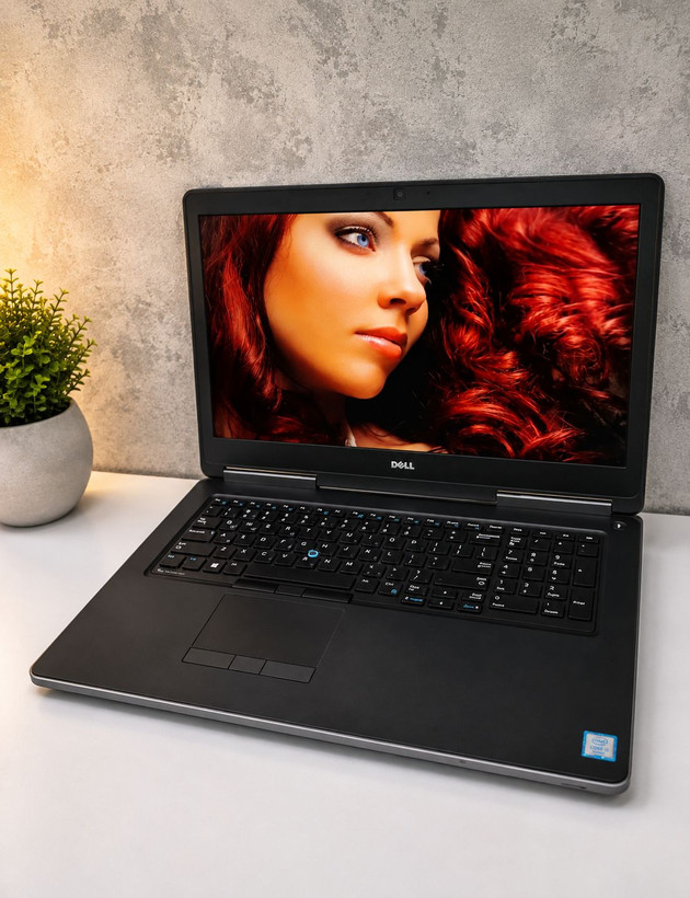 لپتاپ استوک دل Dell Precision 7720| پردازنده زئون | 8 گیگ گرافیک مجزا | رم 16 گیگ | صفحه نمایش 17 اینچ